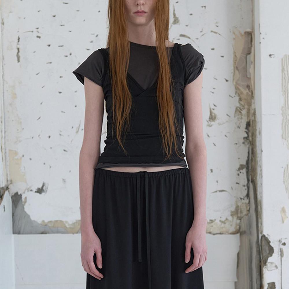 리포스 REPOS V NECK SLEEVELESS T SHIRTS BLACK