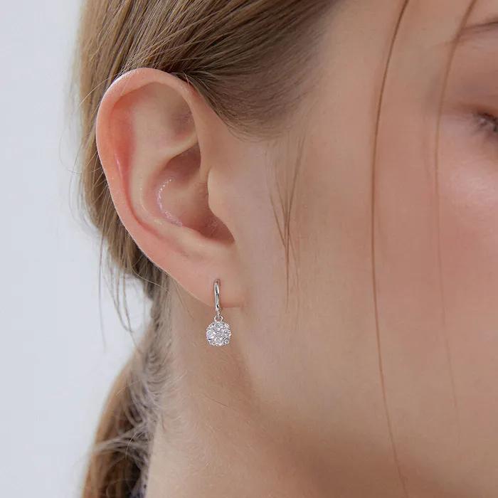 에센스 실버(W) 모이사나이트 플로렛 원터치 귀걸이 HL4E5A443W9XXX