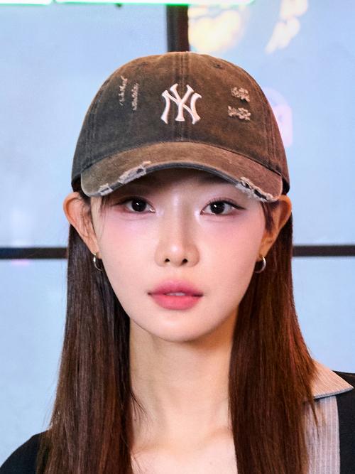 데미지 워싱 언스트럭쳐 볼캡 NY (Charcoal Grey)