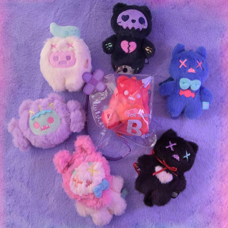 [신우] 뱀파이어 캔디 샵 플러피 키링 랜덤 피규어 풀박스 (6EA)