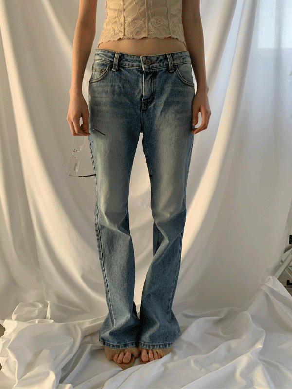 98 vintage low flare denim