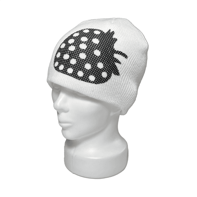 STRAWBERRY DOT BEANIE (IVORY)