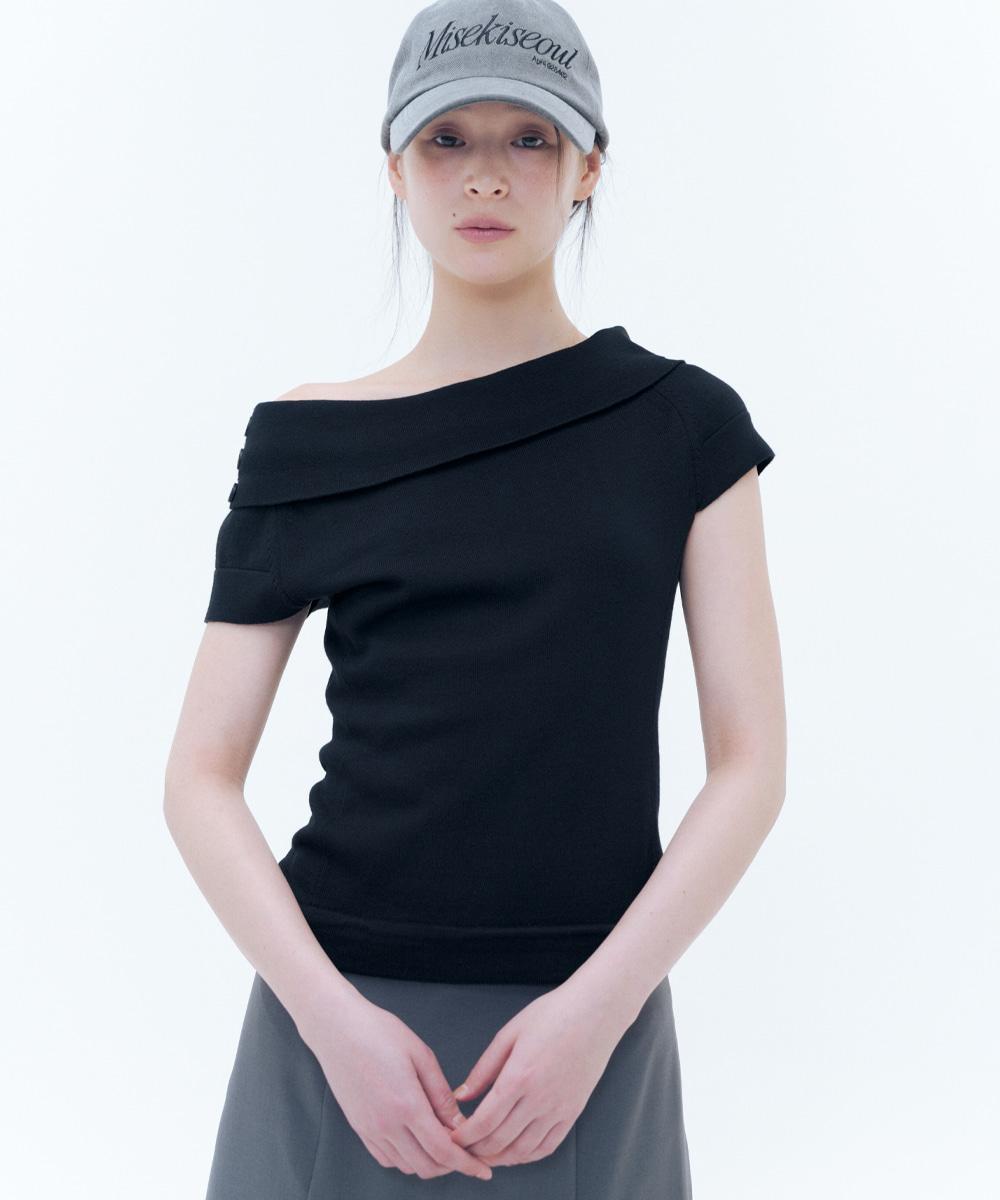 [4/14 release] Button boat neck knit top BLACK