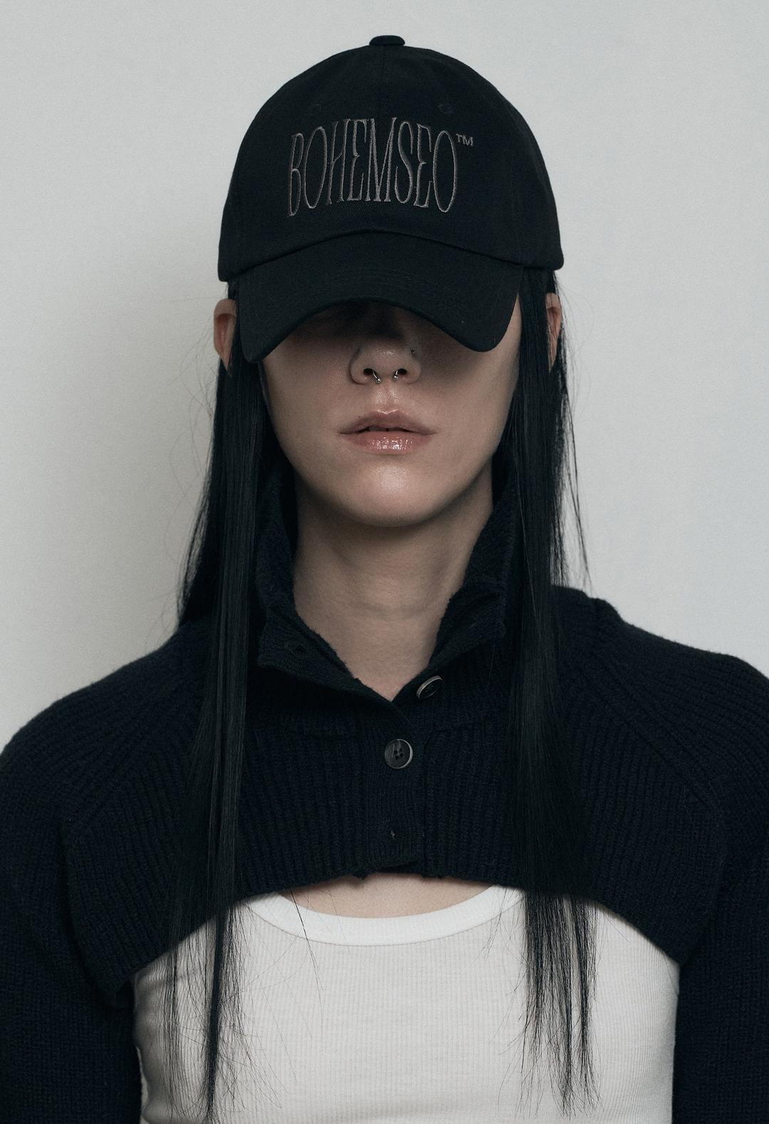 SIGNATURE LOGO COTTON BALL CAP, BLACK