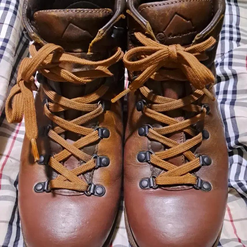 에스콰이어 통가죽중등산화 270 무료배송