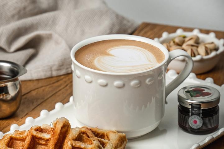 로얄애덜리 스노우 머그잔