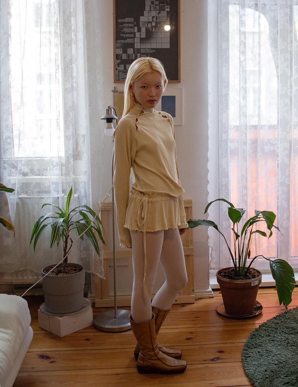 Ribed Button Raglan in Yellow