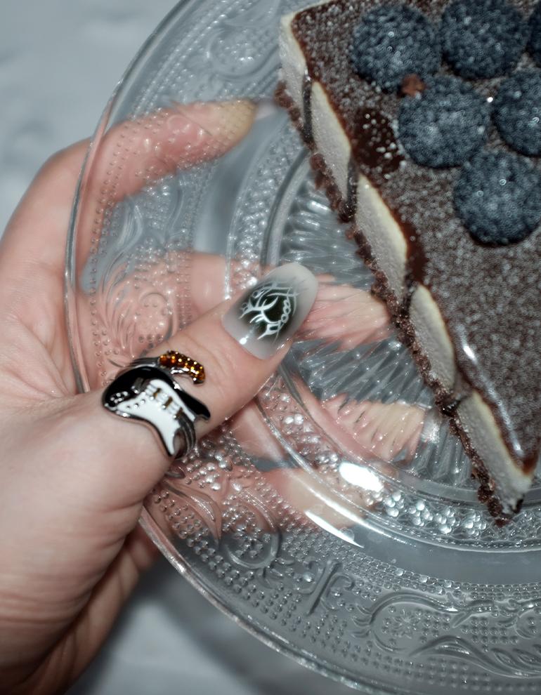 y2k guitar ring [키치 기타 반지]