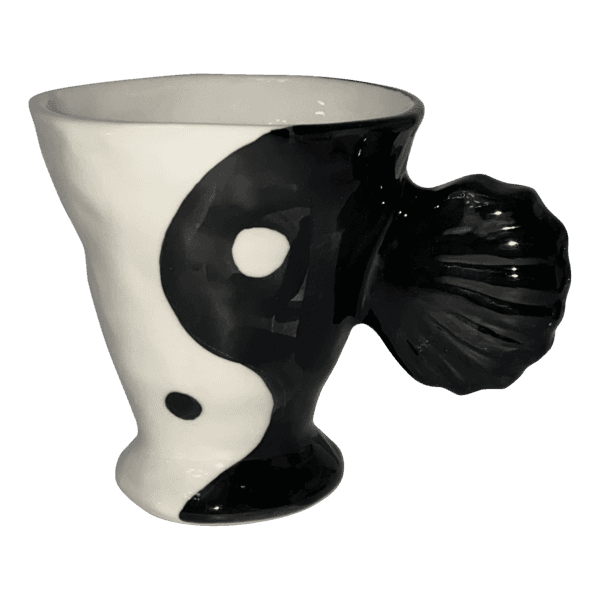 Yin yang shell cup