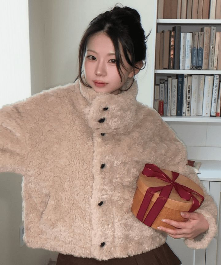 [인기재진행!] 헤이즐 양털 자켓 one color