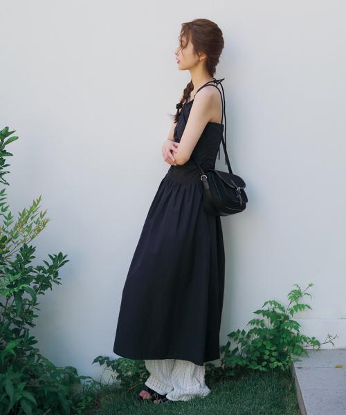 에즈 숄더백 블랙