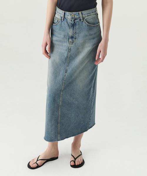 Rear-Slit Denim Long Skirt - Mid Blue
