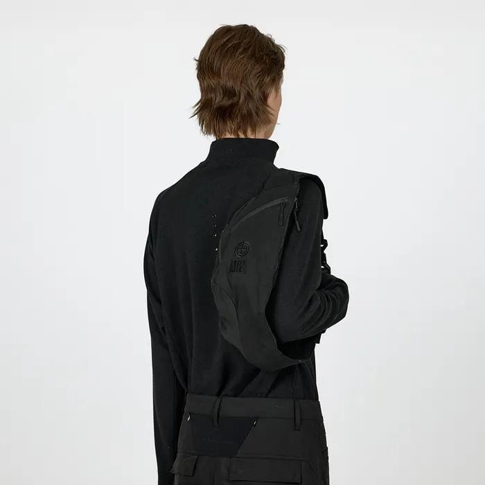 MPa UTILITY SHOULDER BAG (BLACK)