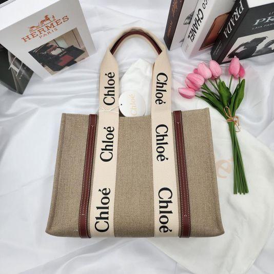 끌로에 우디 미디움 토트백 화이트 브라운 CHC22AS383I2690U