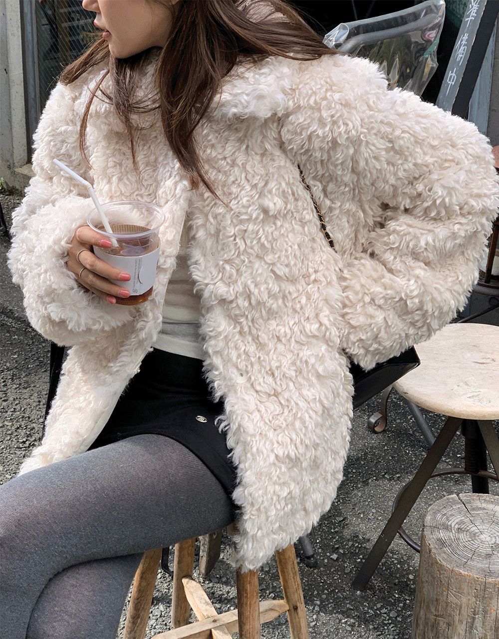 람비 홀리 양털 루즈핏 카라 푸들 퍼 하프자켓 - 2color