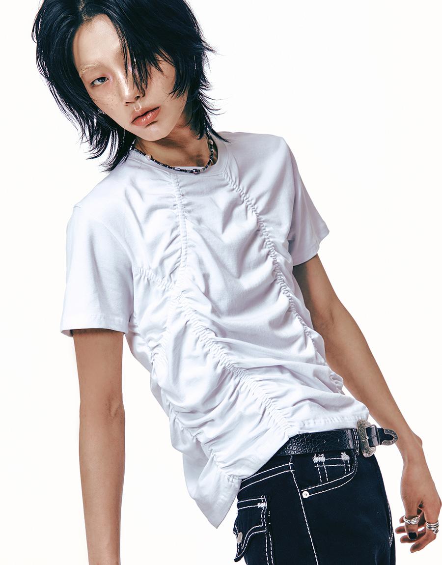 [0055] Front Shirring Short Sleeve T-Shirt (White)