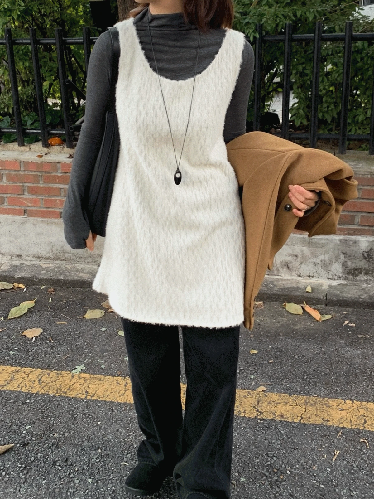 브러쉬 미니 원피스