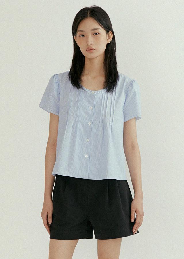 pintuck round blouse-stripe