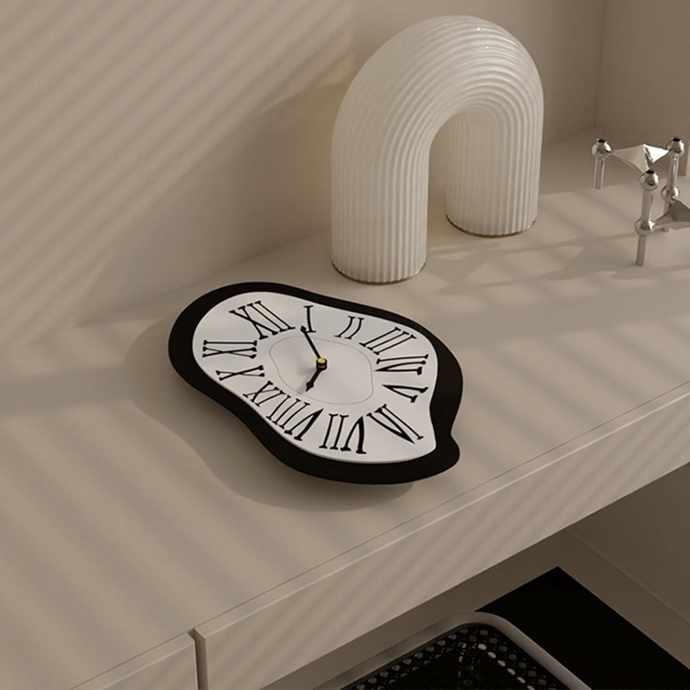 메종드초코 흘러내리는 시계 멜팅 클락 아크릴 벽시계 집들이 선물