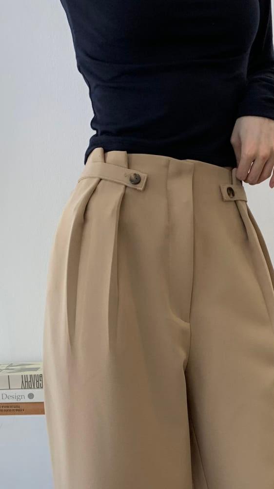 [High Quality] 리파인드 버튼 핀턱 슬랙스