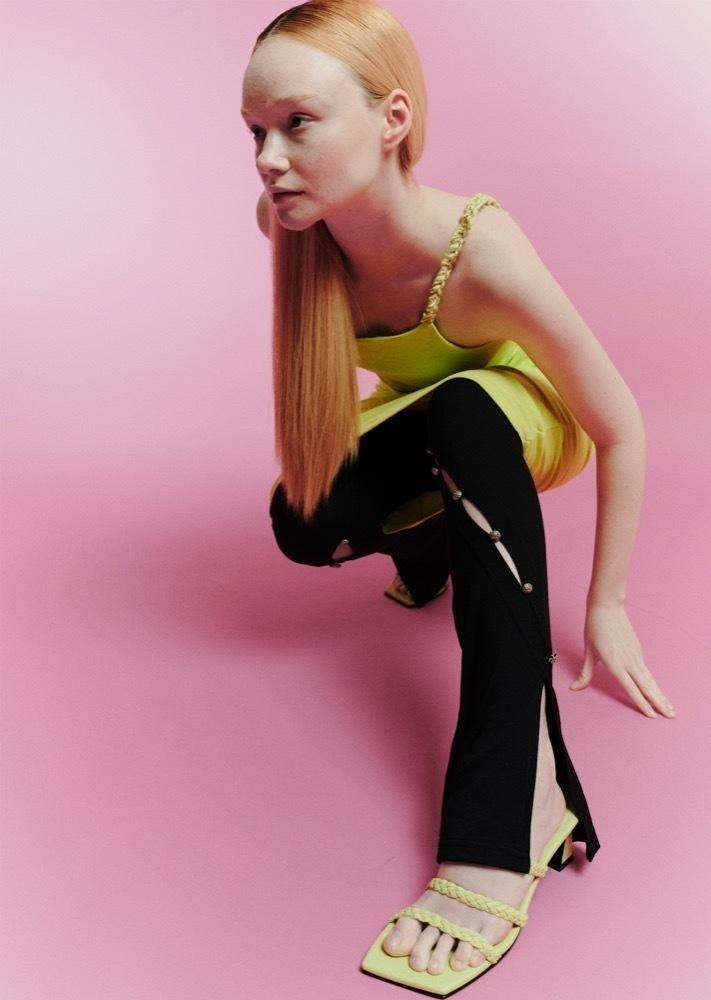 Hole Slit Button Pants _ Black