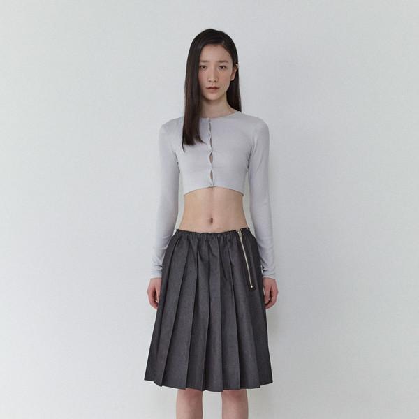 Crop Keyhole Cardigan and Sleeveless (light grey)