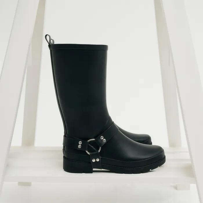 켈리 버클 레인부츠_블랙 / KELLY BUCKLED RAIN BOOTS_BLACK