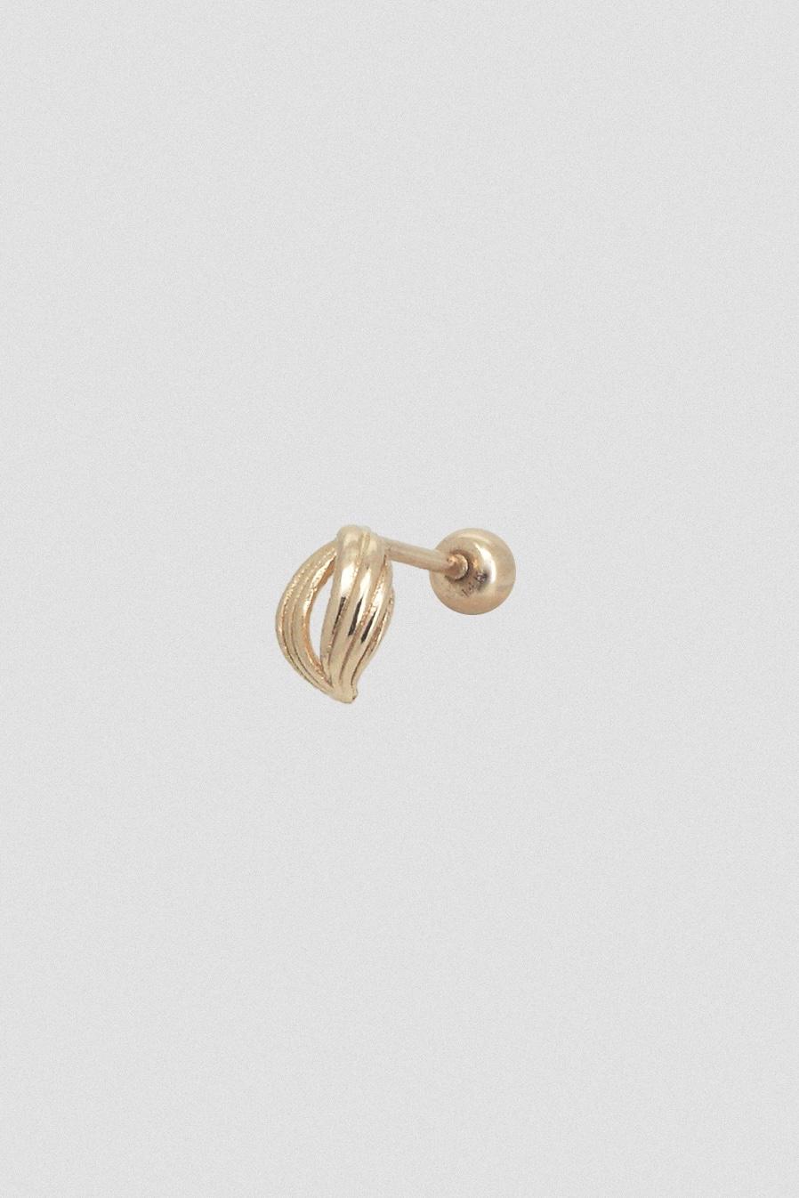 14k petal piercing earrings