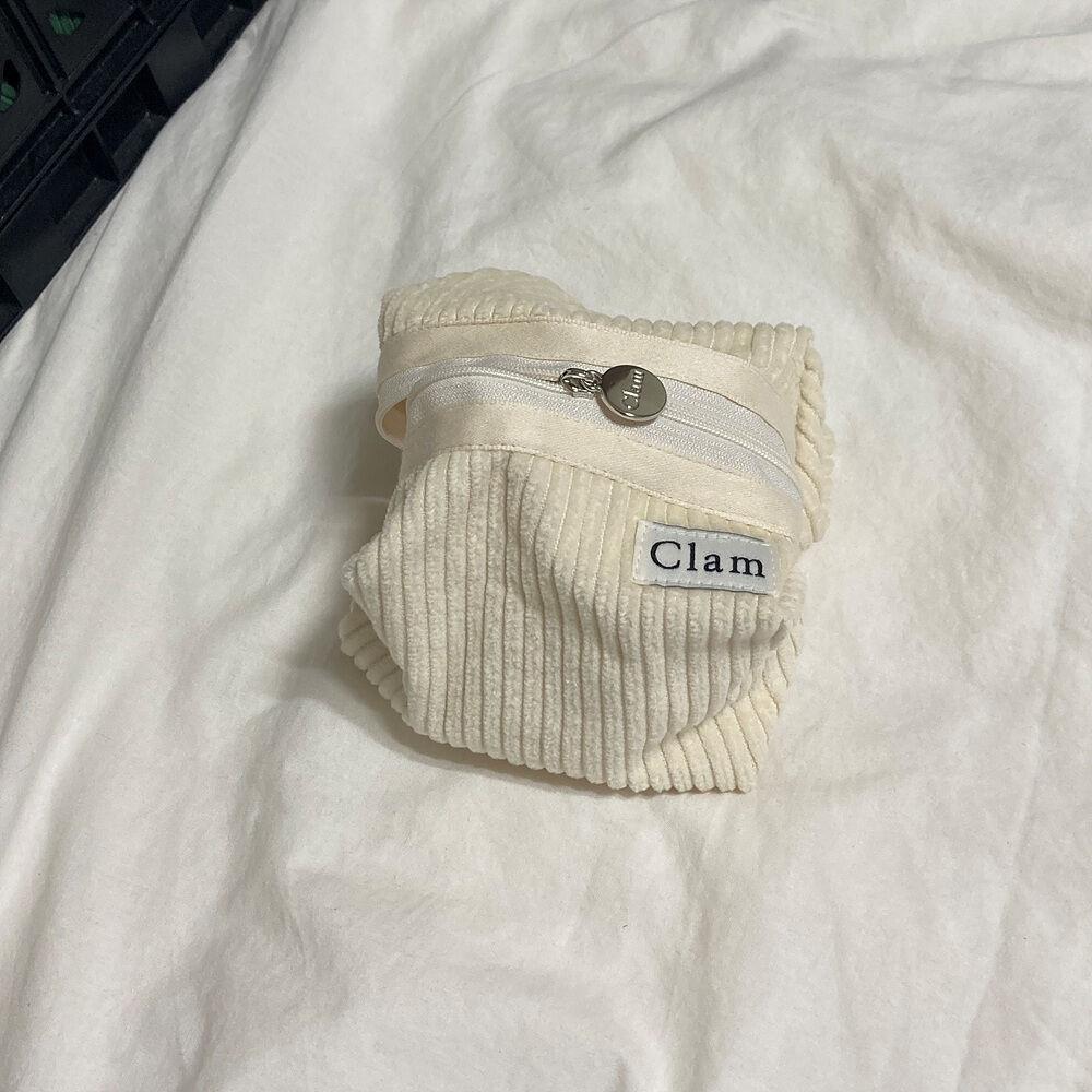 Clam round pouch _ Corduroy snow
