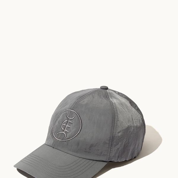EI symbol ball cap Grey