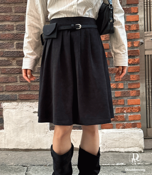 더블콩 [스쿨룩🖤MD강추!]코란 플레어 뒷밴딩 미디 스커트(2colors)