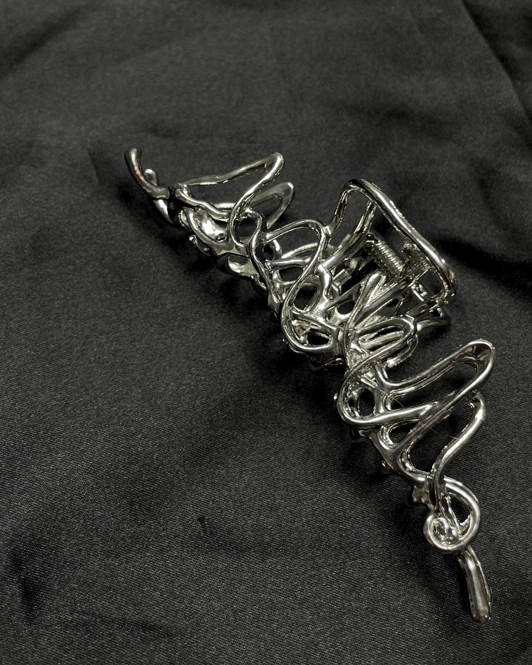 *line silver hair pin*