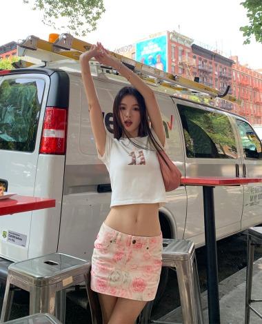 로즈데이 미니 스커트