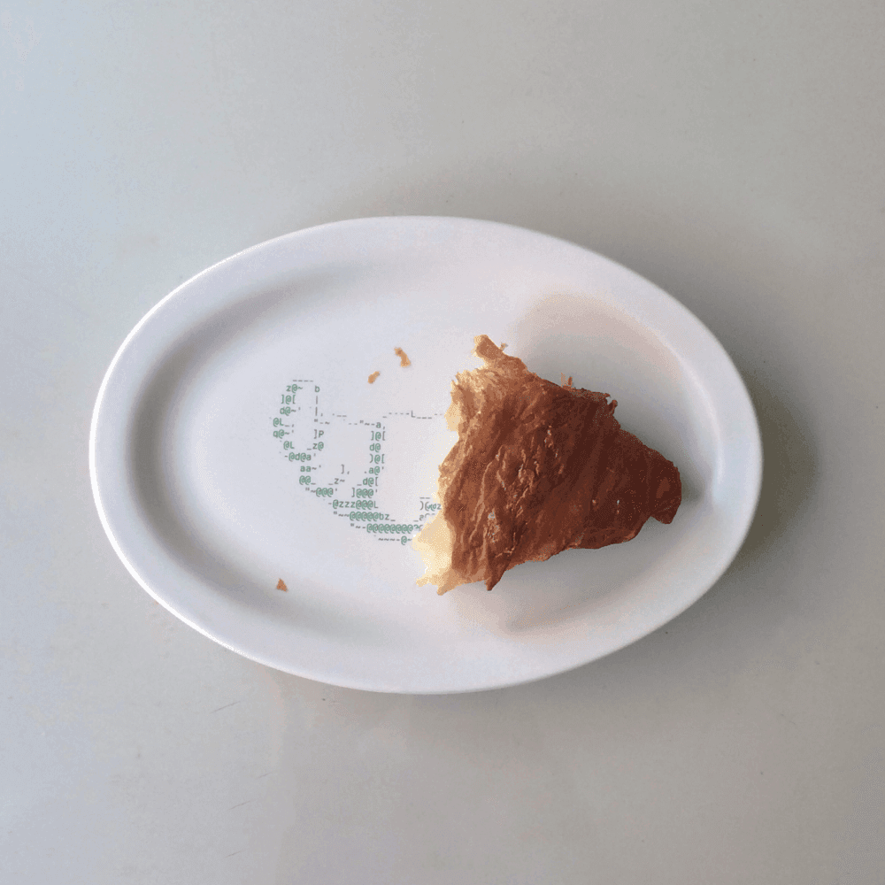 Croissant Oval Plate