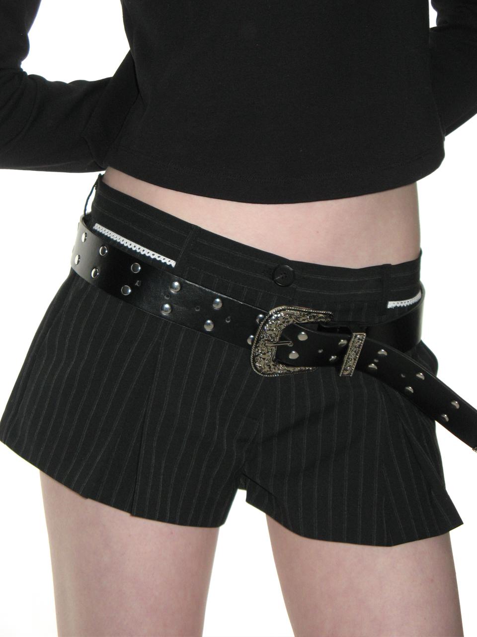 LACE PLEATS MICRO PANTS_BLACK