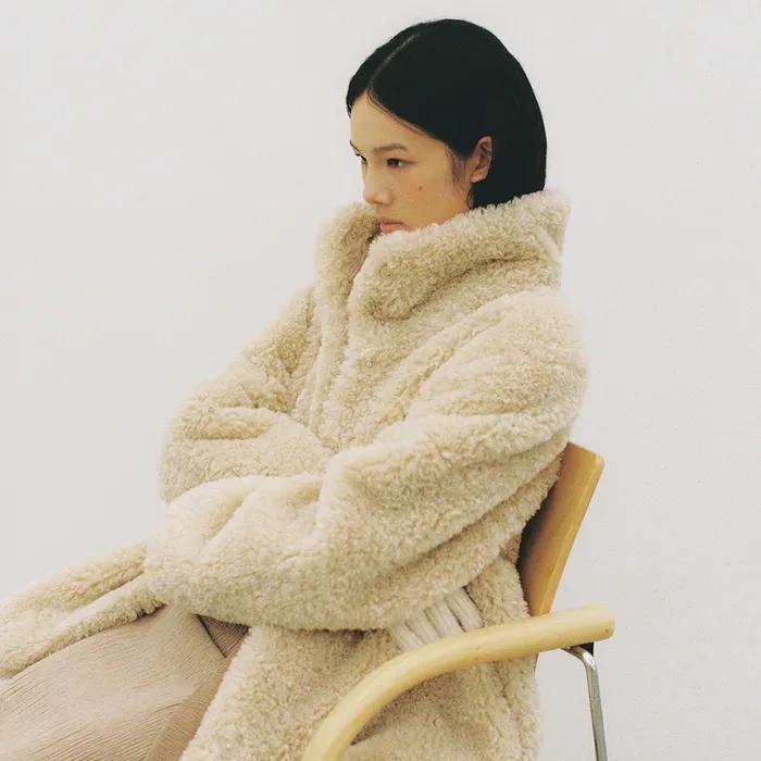 [12/23 예약배송] [여울,알로하 착용] [23rd] BOUCLE RAM HALF FUR-COAT_BEIGE