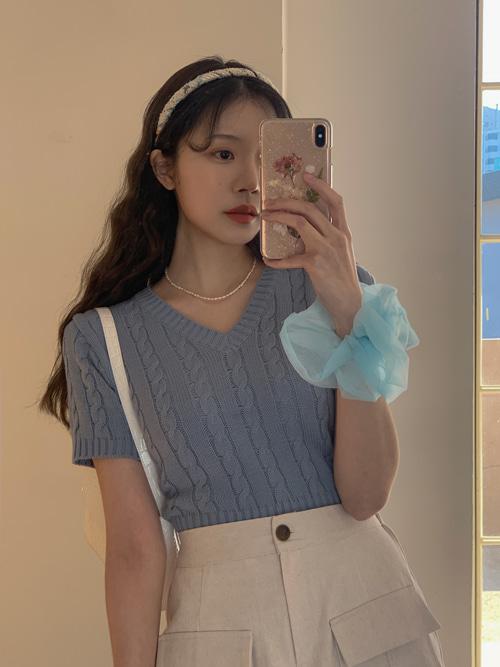 TWIST V NECK CROP SLEEVE KNIT(IVORY, PINK, SKYBLUE, BLACK 4COLORS!)