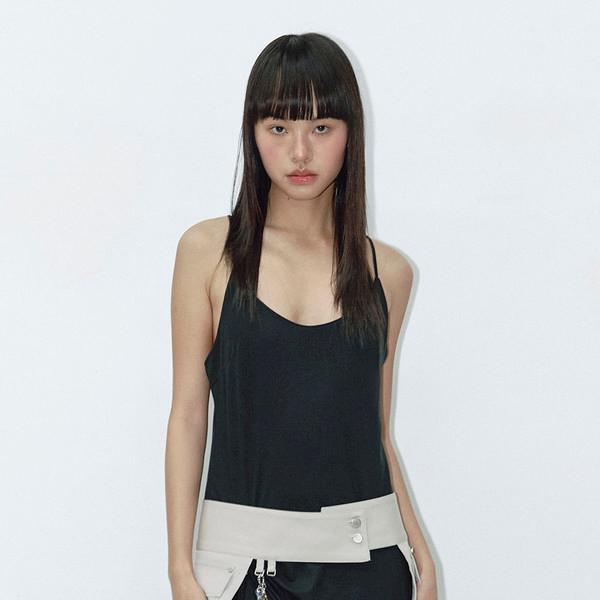 SQUARE POCKET BELT BAG (BEIGE)