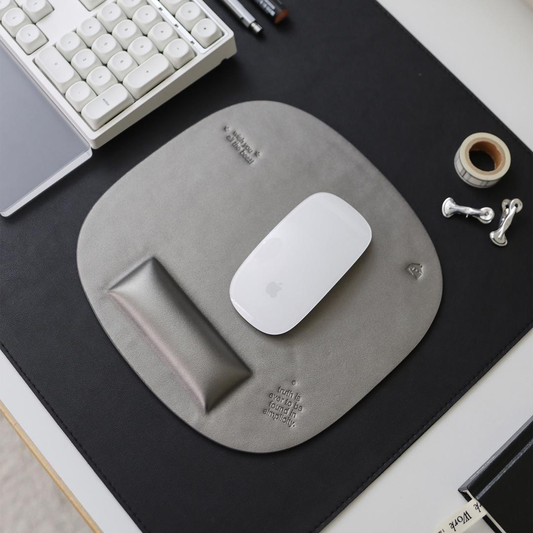 [2종 세트] 무아 데스크매트 + 무아 마우스패드