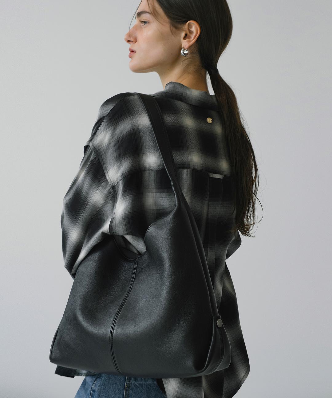 시야쥬 [직진배송]SIAC3076 Lambskin Flow Bag