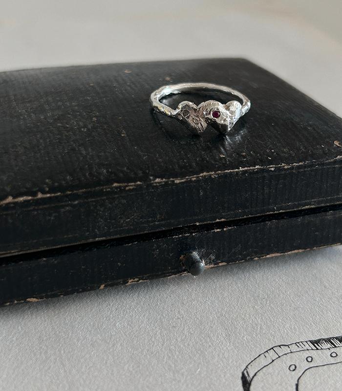 Tiny heart ring