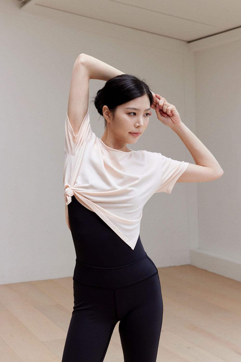 언발란스 사이드 슬릿 티셔츠 (4컬러)