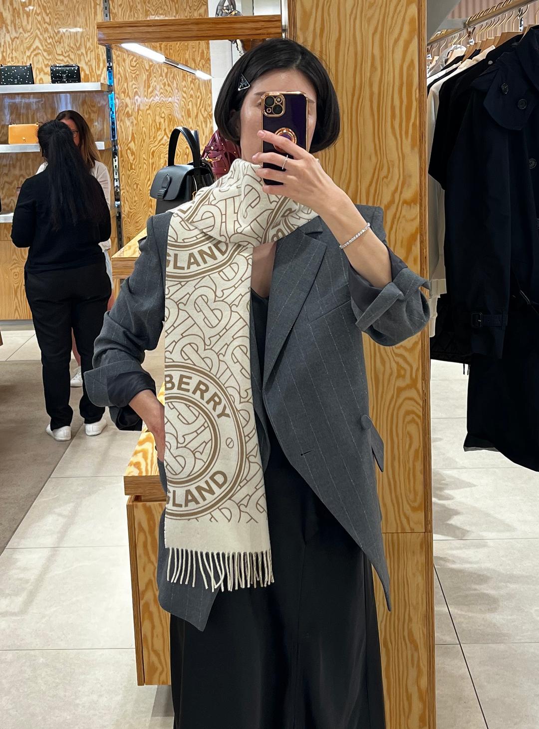 버버리 리버서블 체크 모노그램 캐시미어 스카프 80454511 80452421