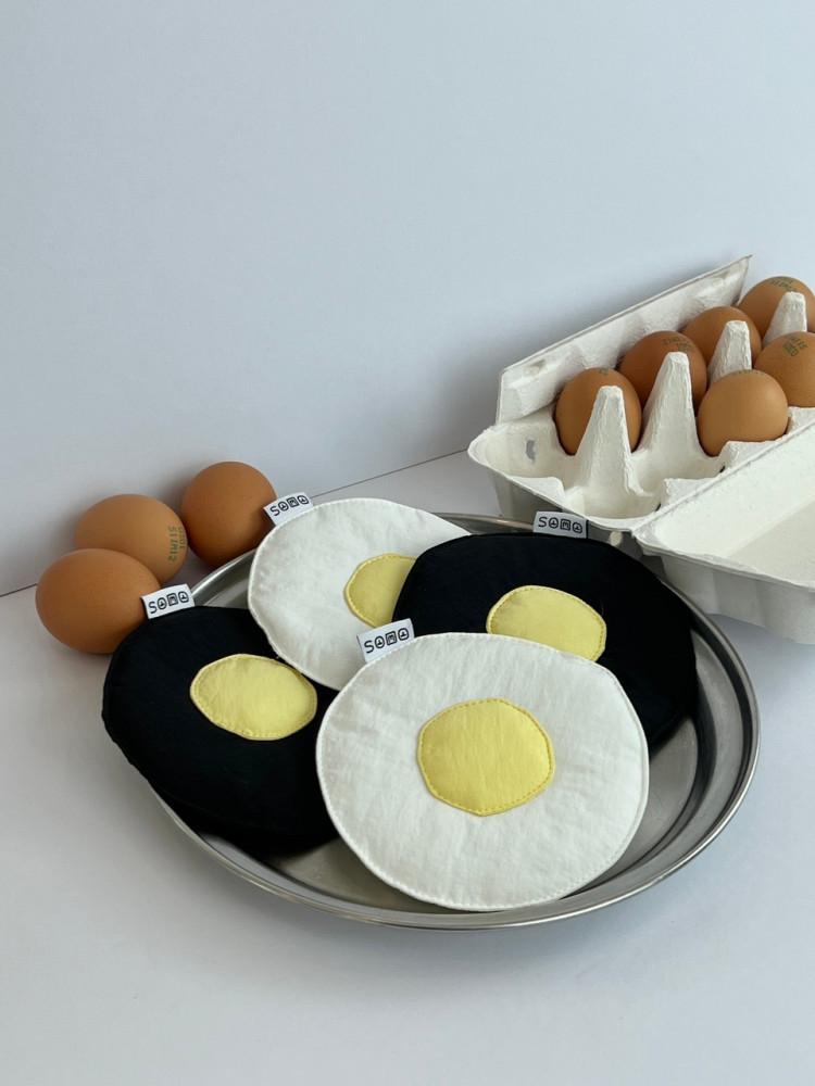 후라이의 무게(The weight of a fried egg) 계란후라이 코스터 귀여운 컵받침 집들이 선물 특이한 코스터
