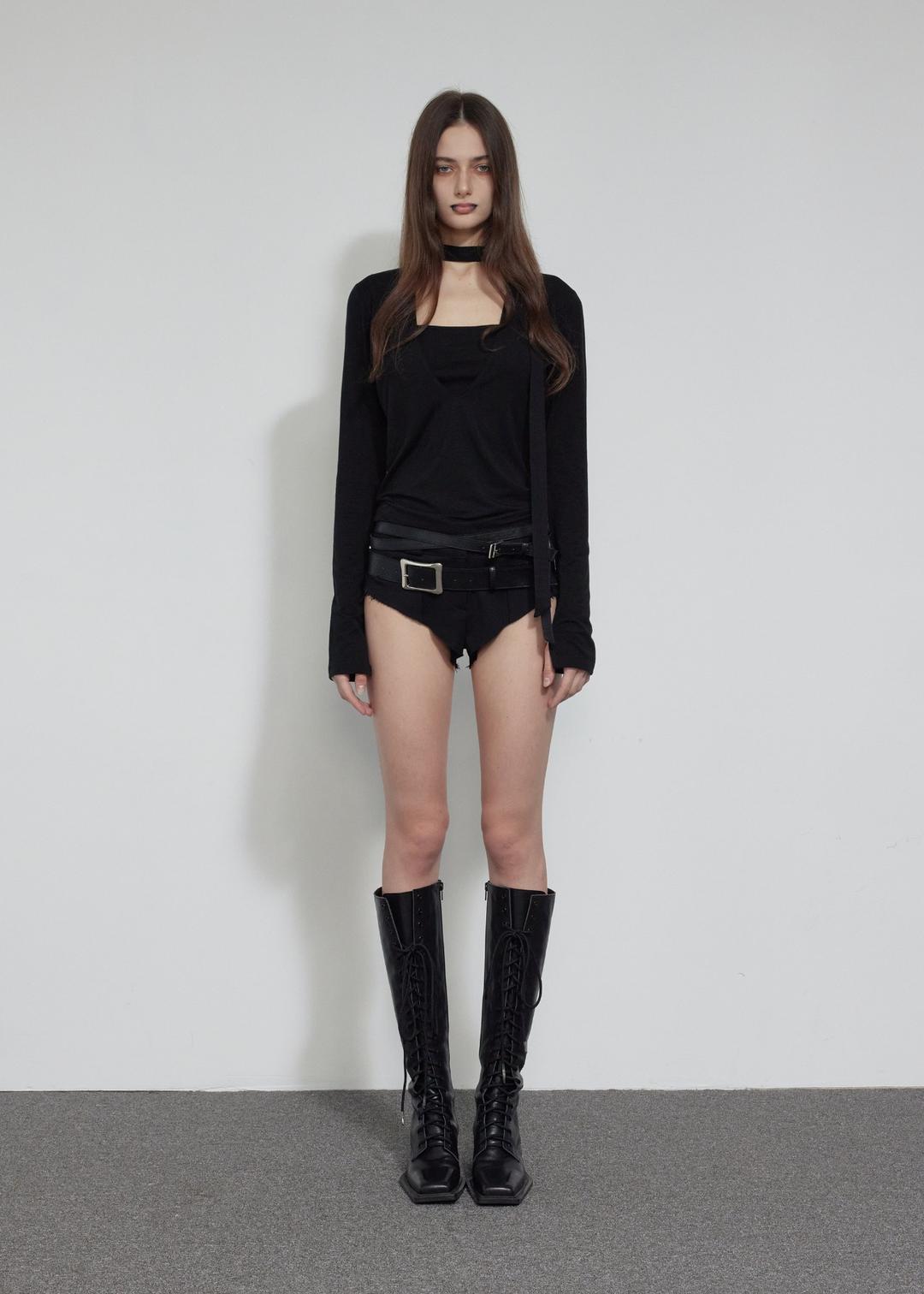TIE DEEP V-NECK TOP, BLACK