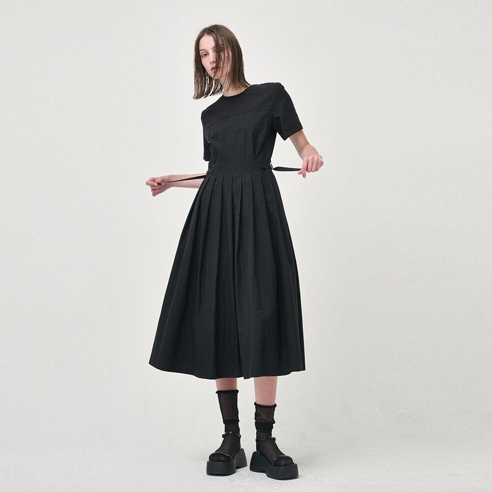 Half Sleeve Pleats Dress, Black