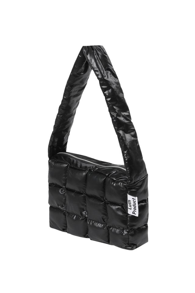 [3월 31일부터 순차출고] 6차) Chocolate Puffer Shoulder Bag _ BLACK (초콜릿백)