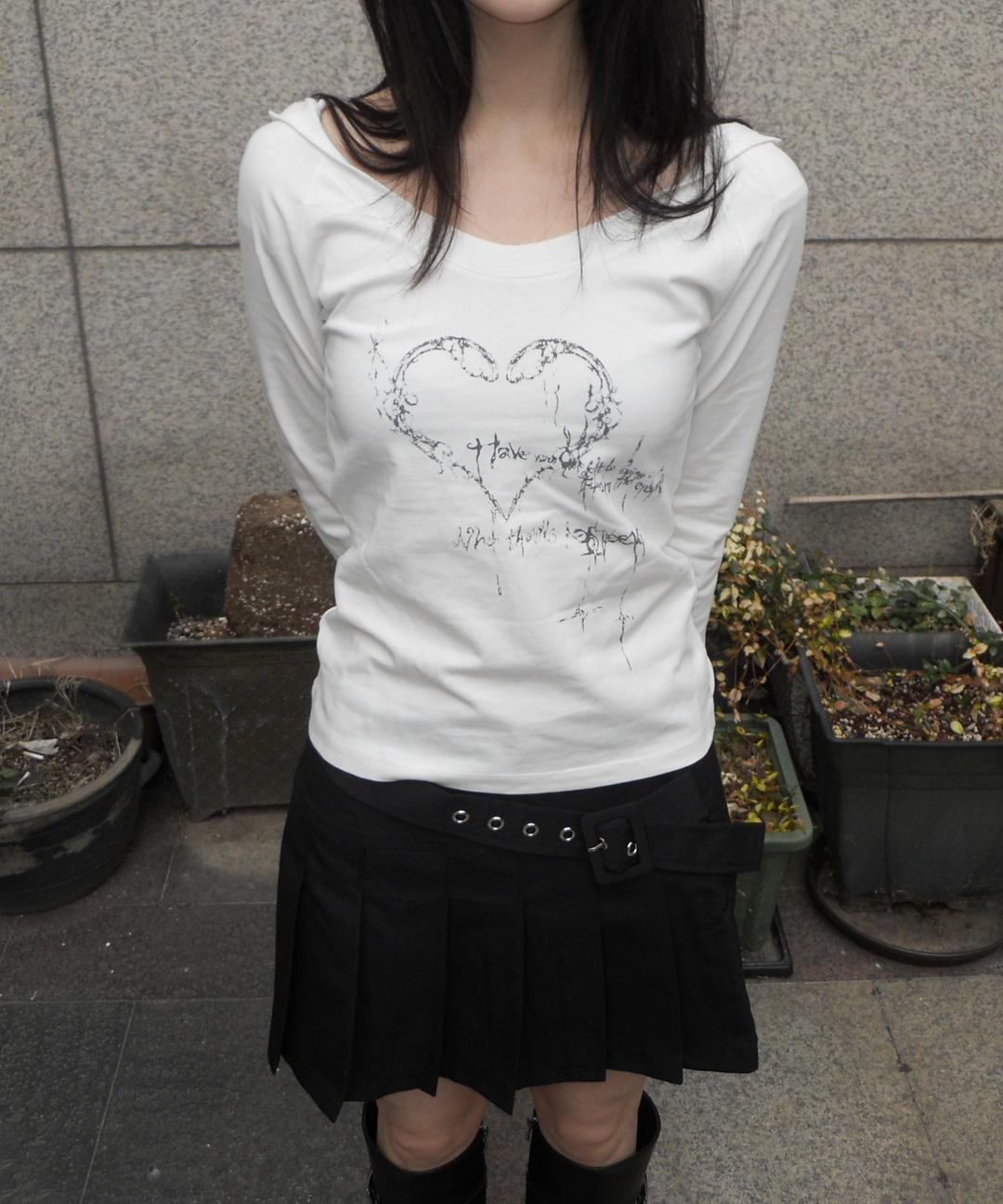 goth heart long sleeve