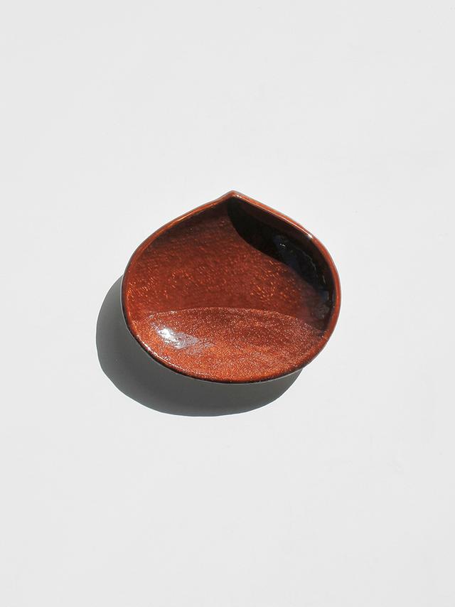 marron plate