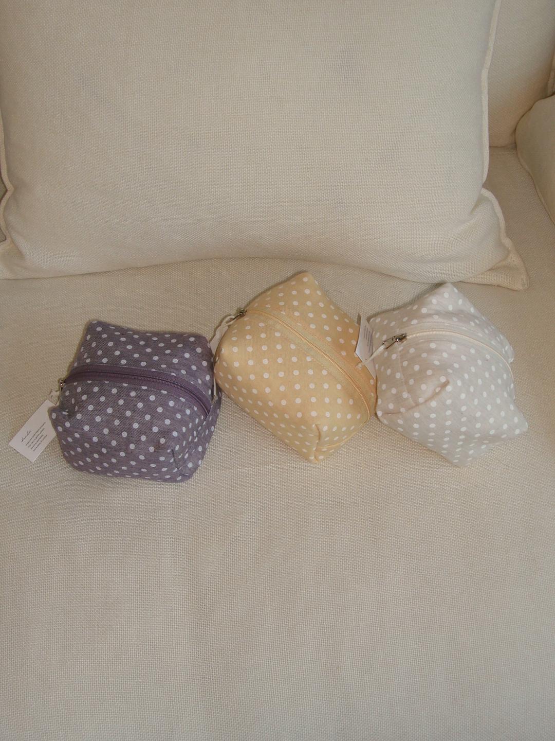 Mini Dot Puff Pouch (3 colors)